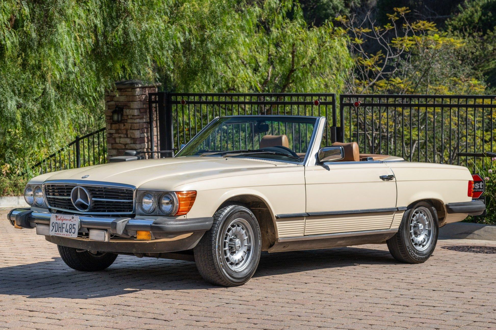 1984 Mercedes-Benz SL-Class