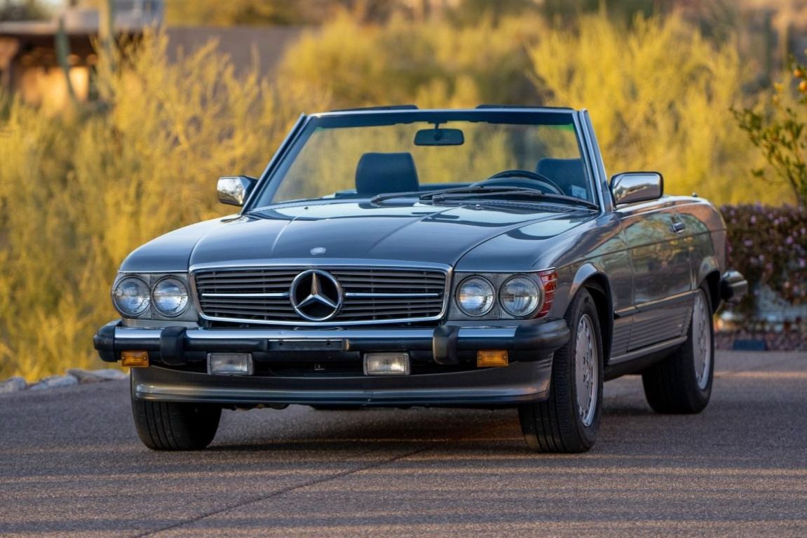 1988 Mercedes-Benz SL-Class 560SL
