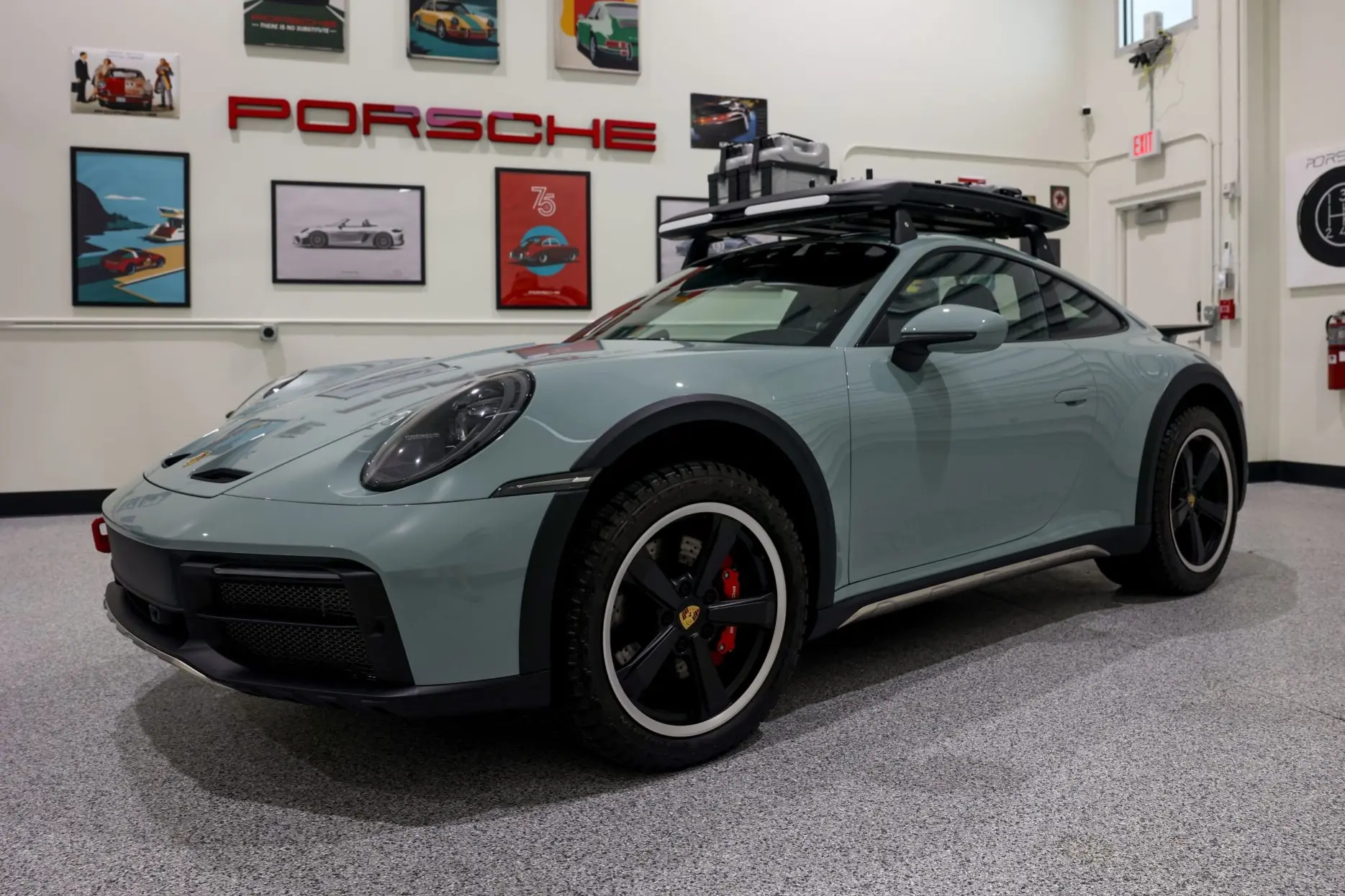 2024 Porsche 911 Dakar