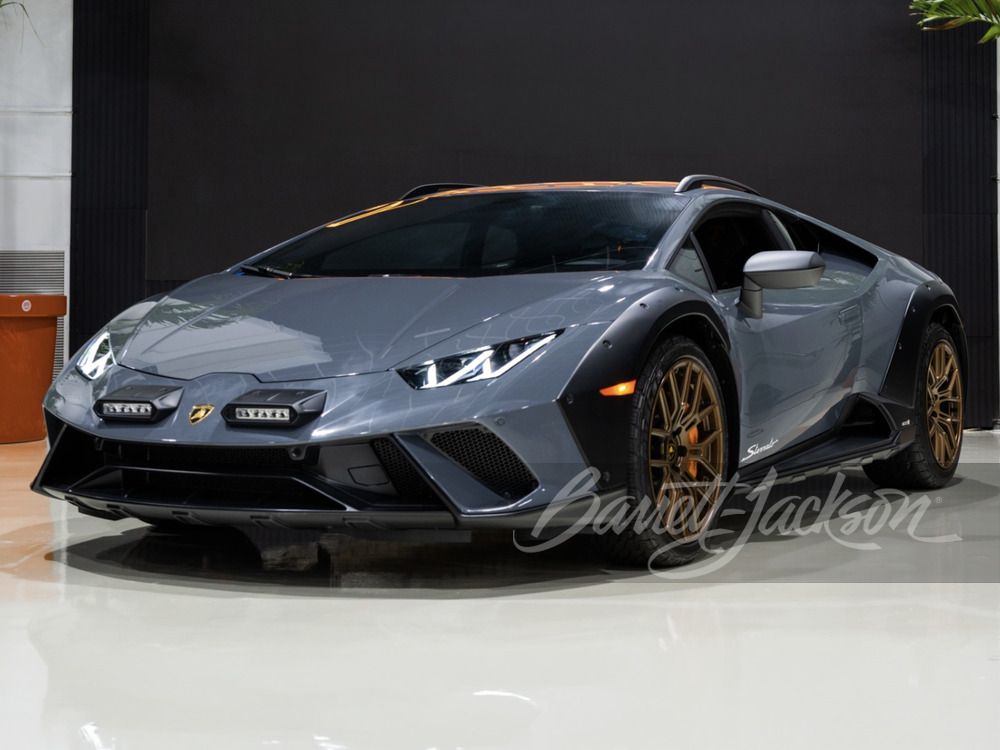 2024 Lamborghini Huracán Sterrato