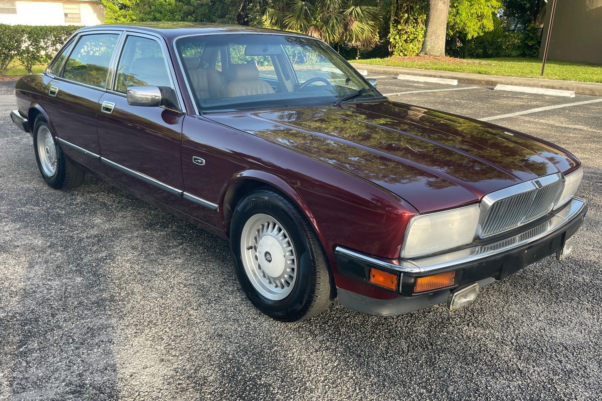 1992 Jaguar XJ