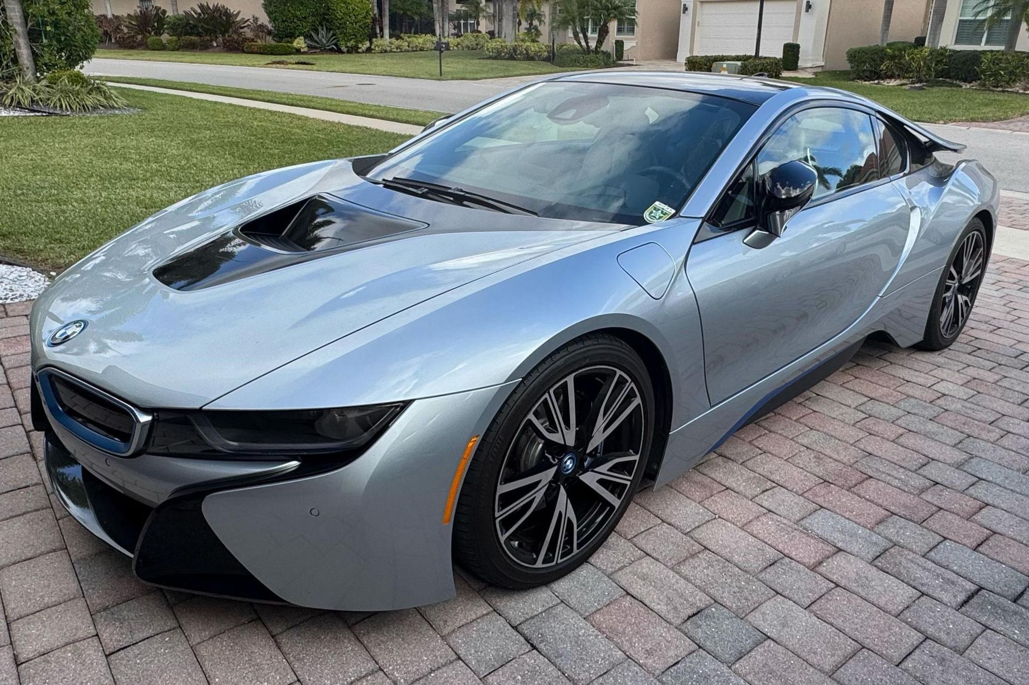 2015 BMW i8