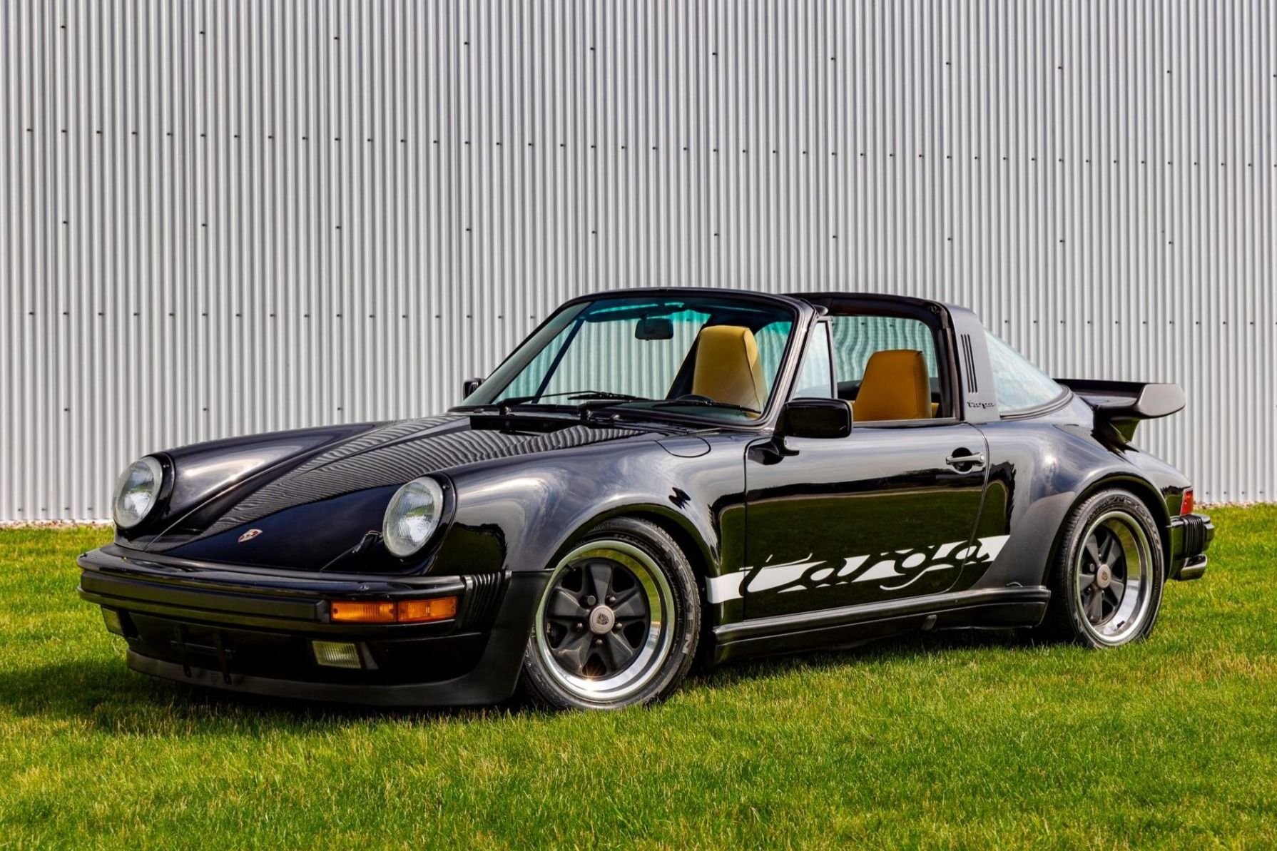 1985 Porsche 911 Targa