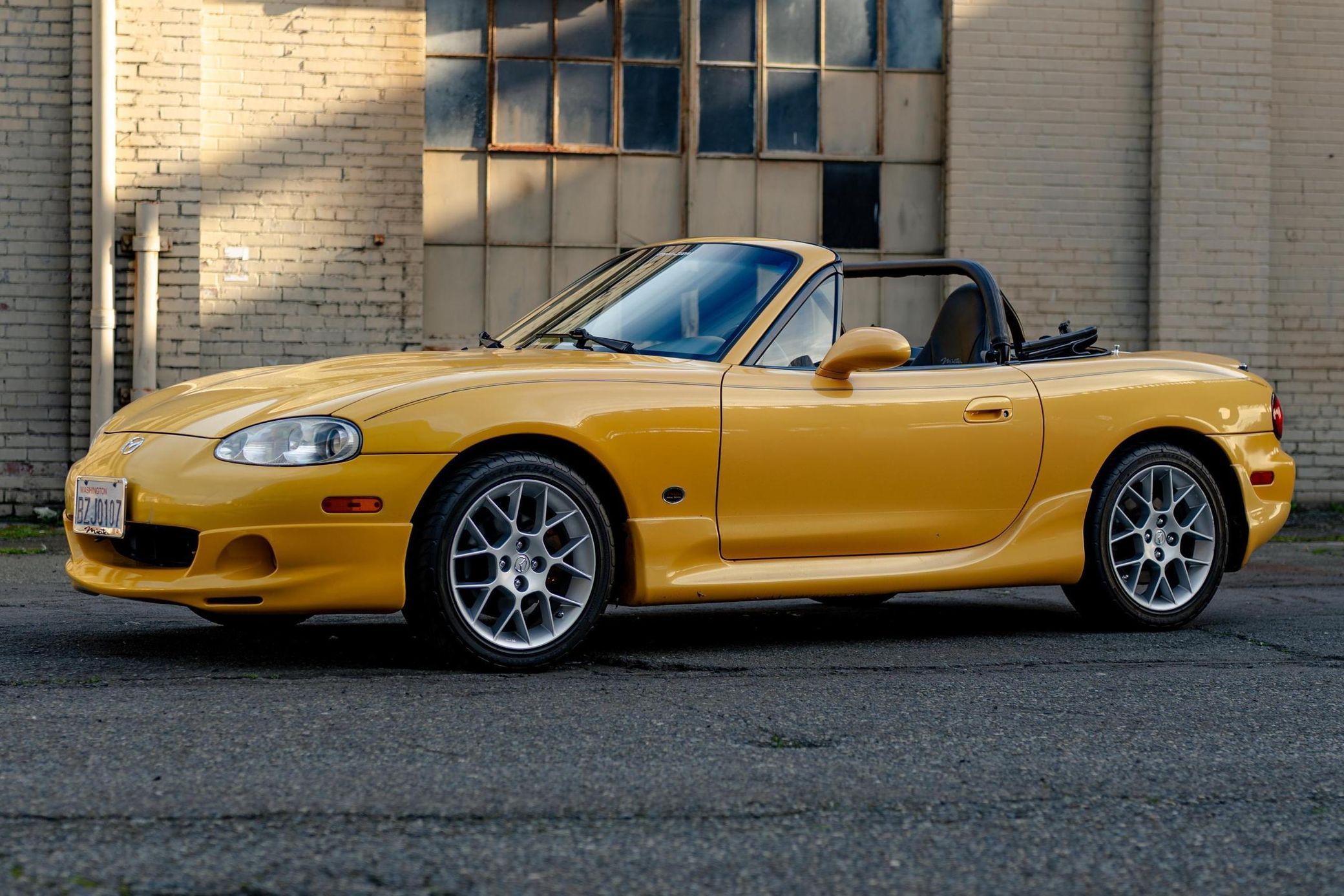 2002 Mazda MX-5 Miata