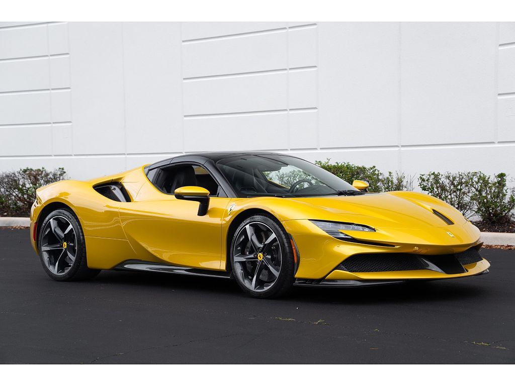 2022 Ferrari SF90 Spider