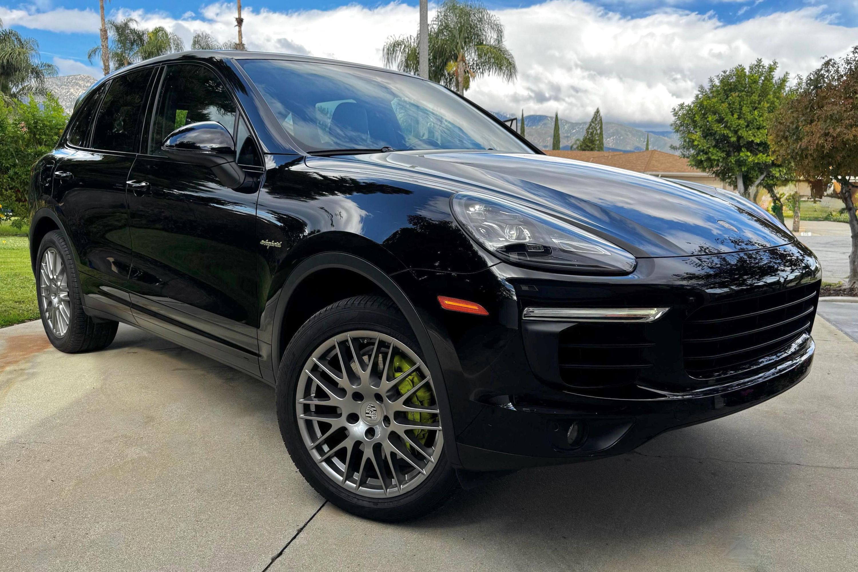 2017 Porsche Cayenne E-Hybrid