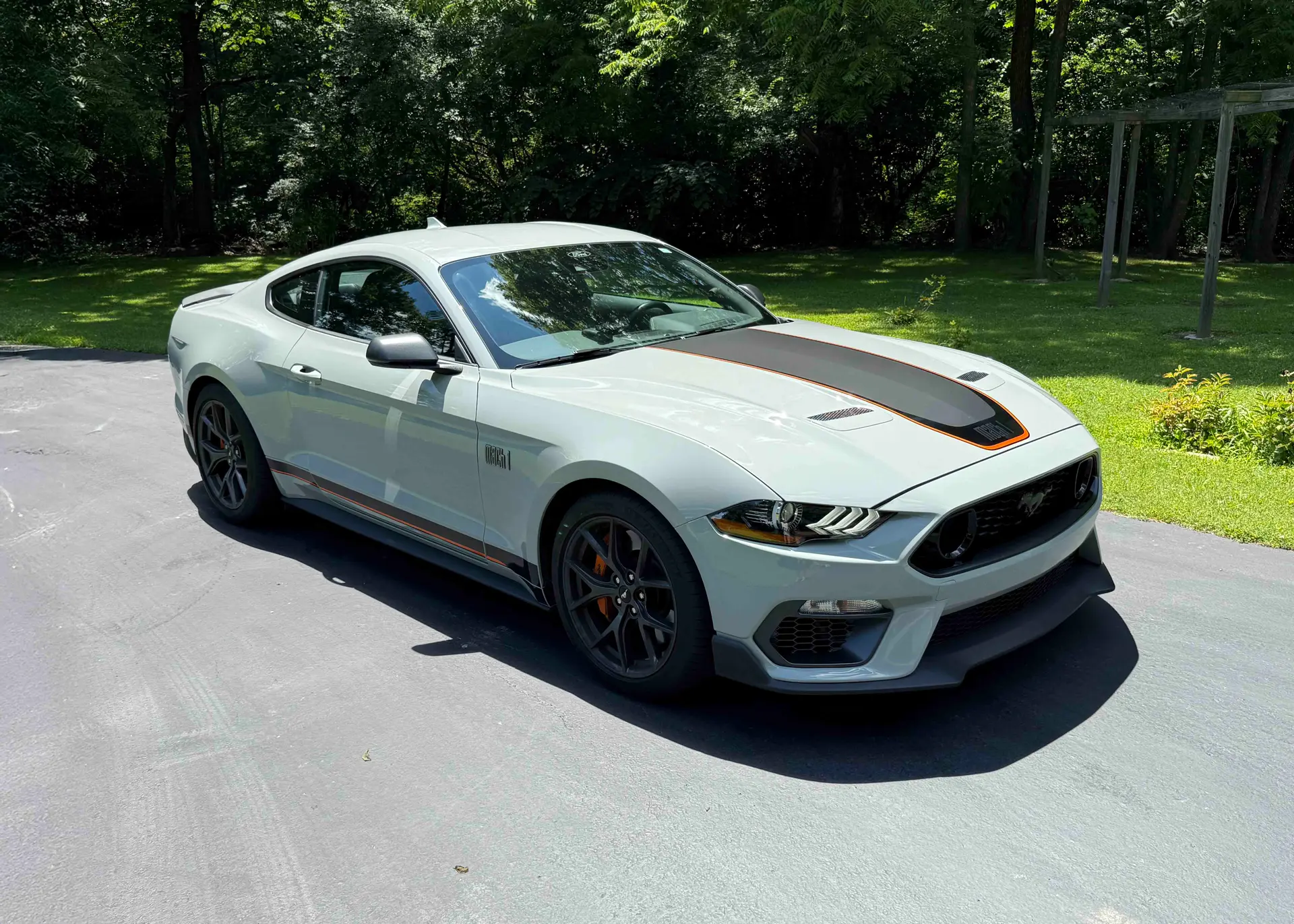 2022 Ford Mustang Mach 1