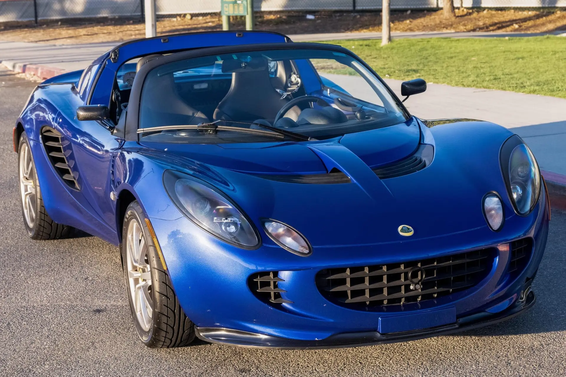 2005 Lotus Elise