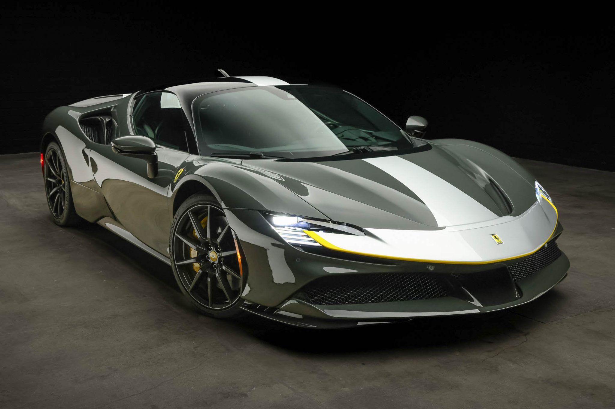 2022 Ferrari SF90 Stradale