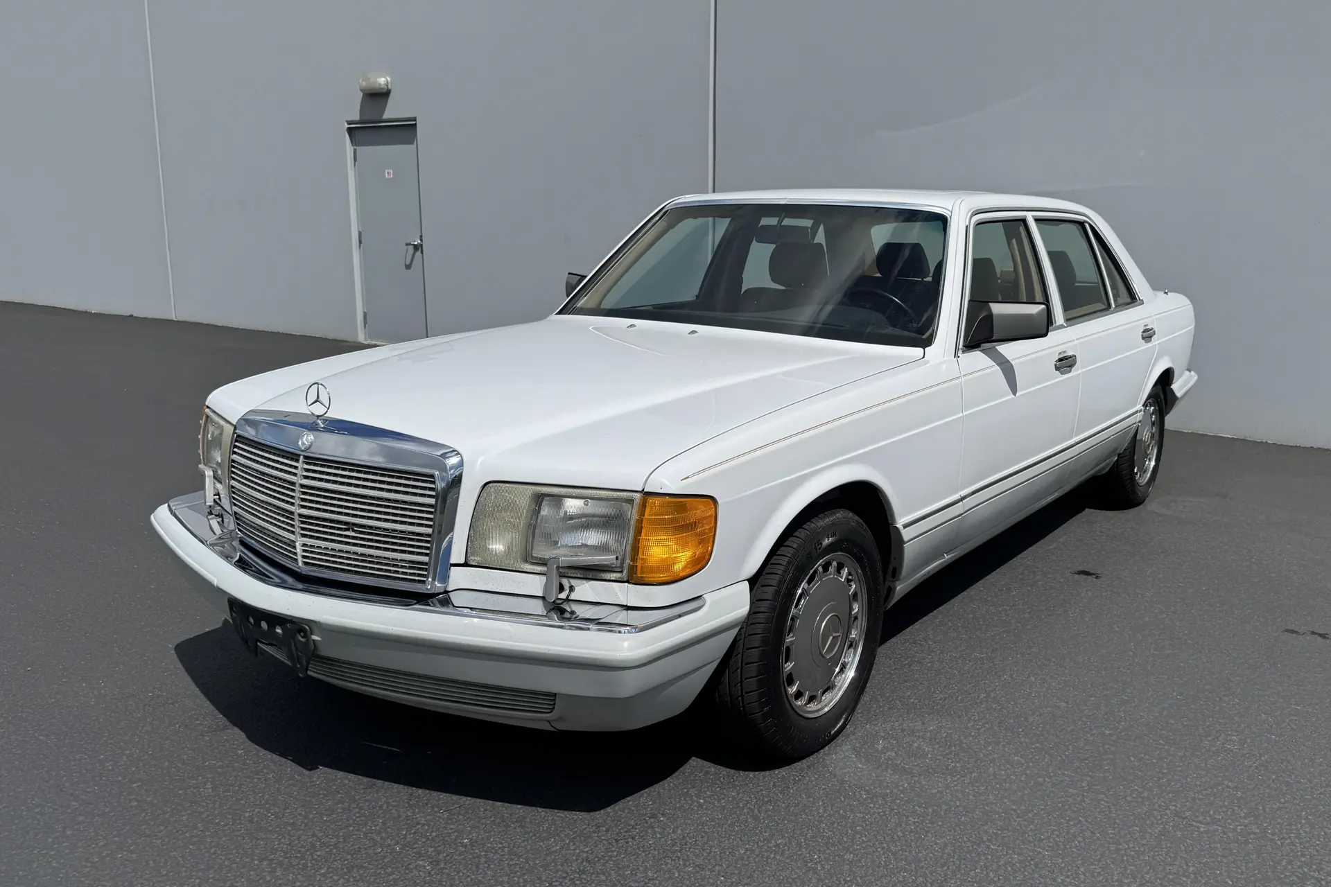 1990 Mercedes-Benz SL-Class 560SL