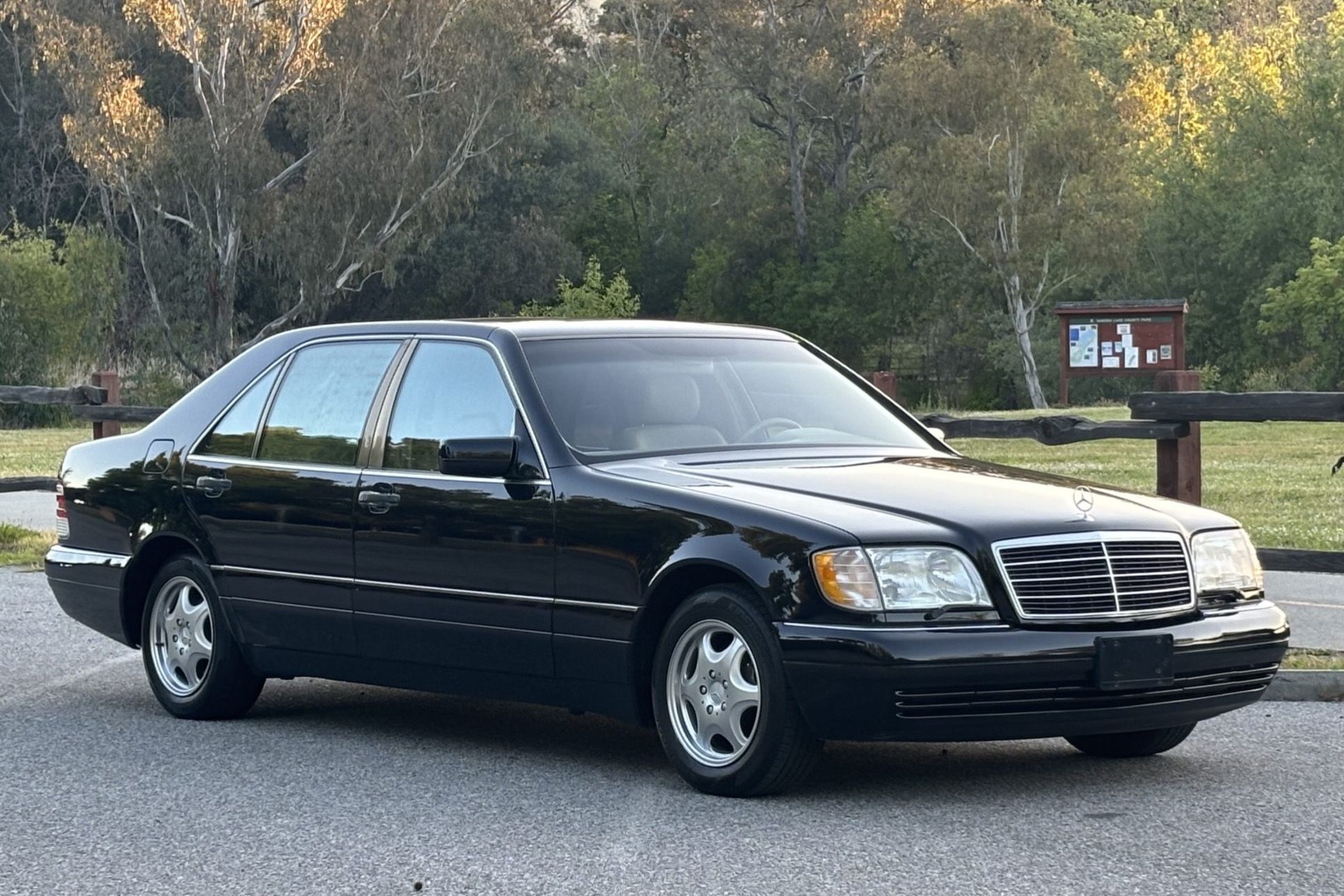 1999 Mercedes-Benz S-Class