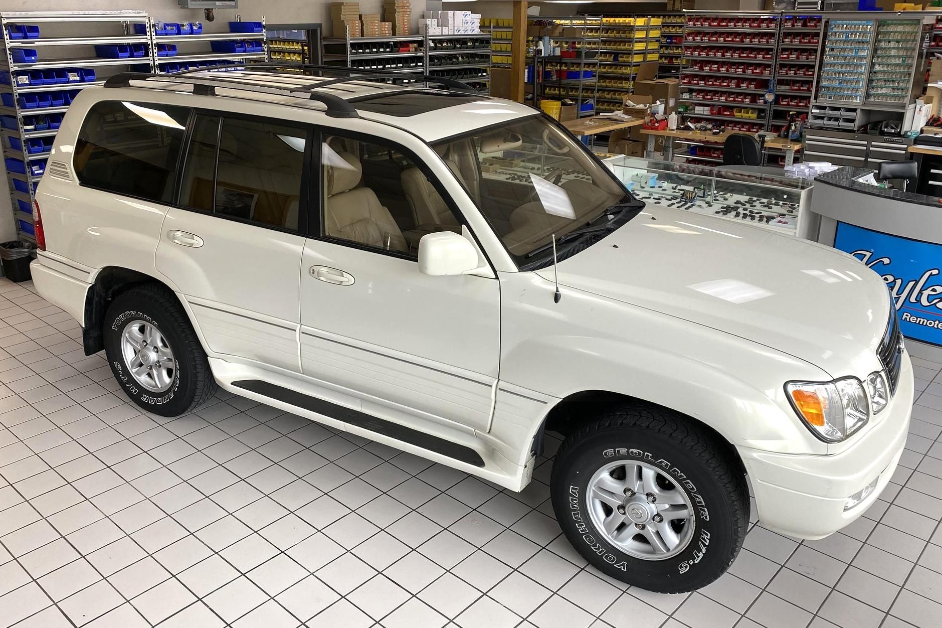 1998 Lexus LX