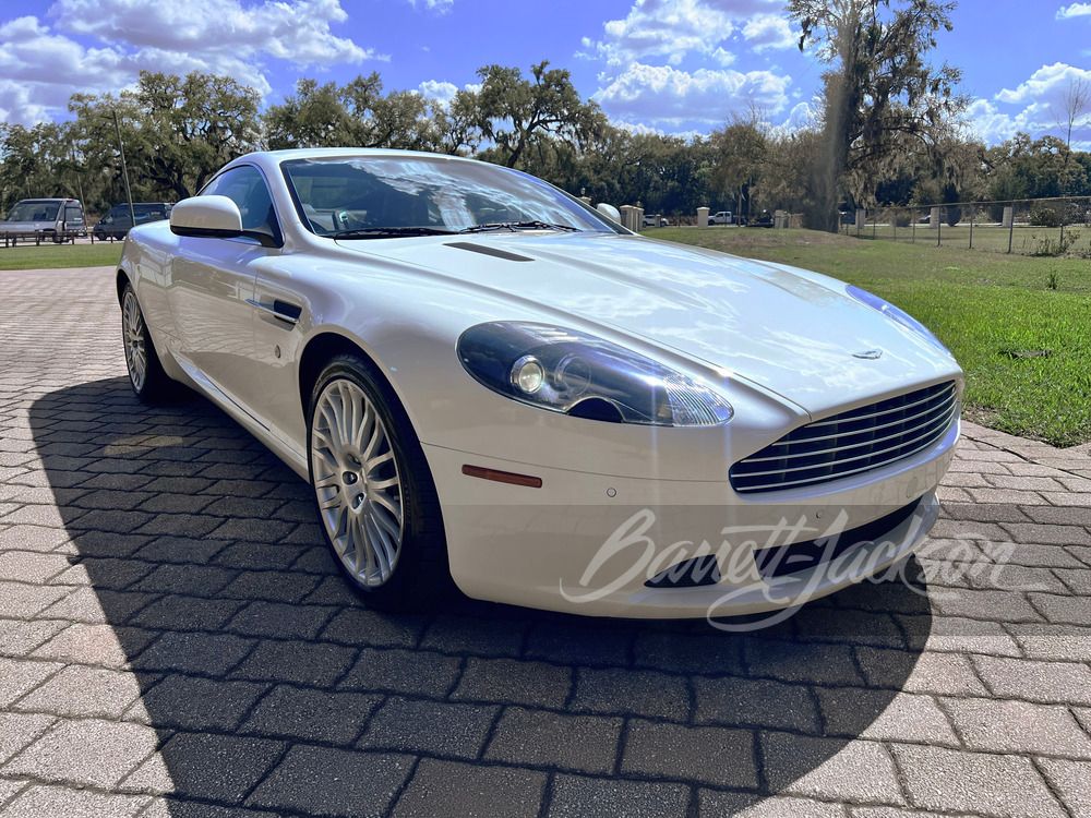 2011 Aston Martin DB9 Coupe