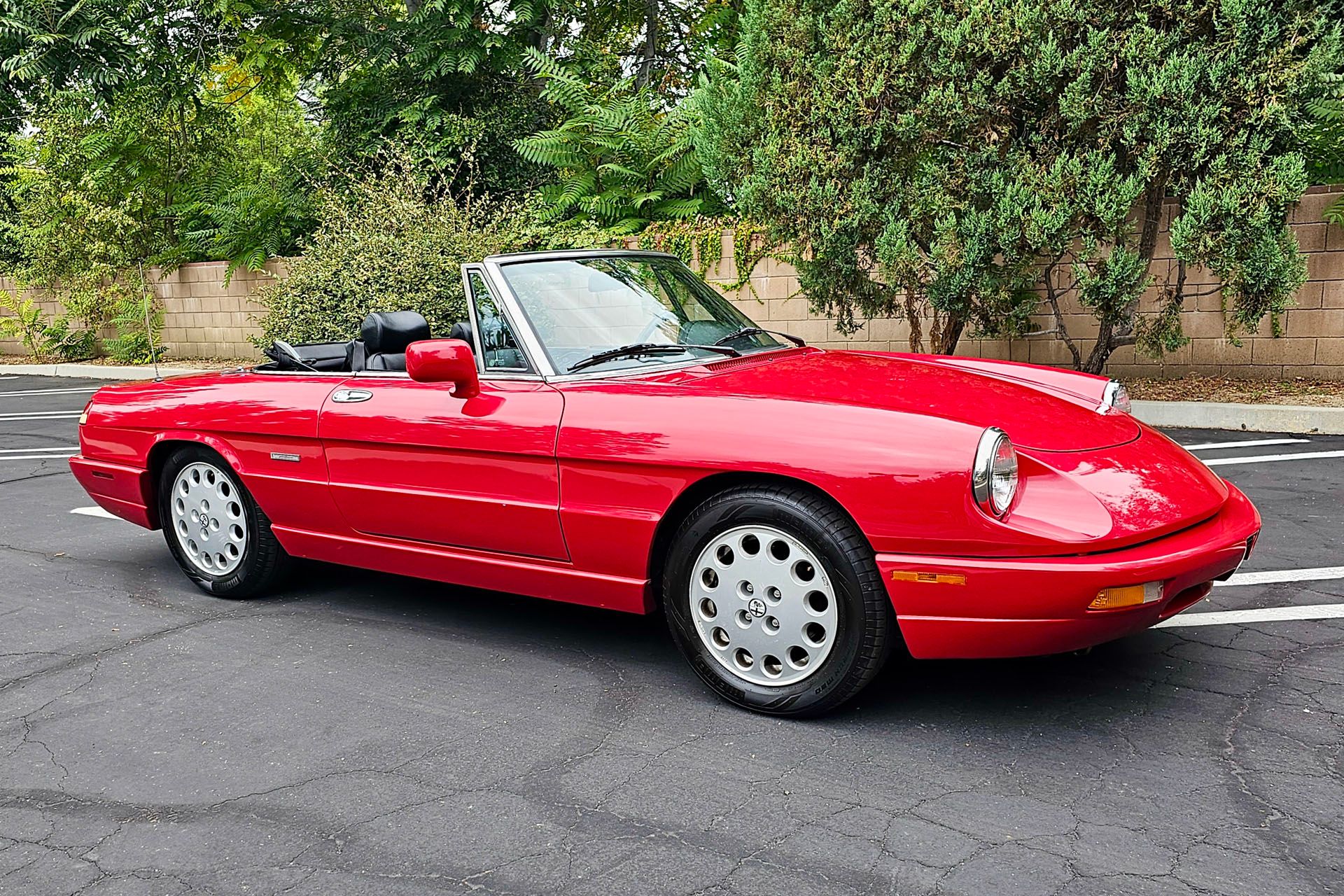 1992 Alfa Romeo 105 Series Spider