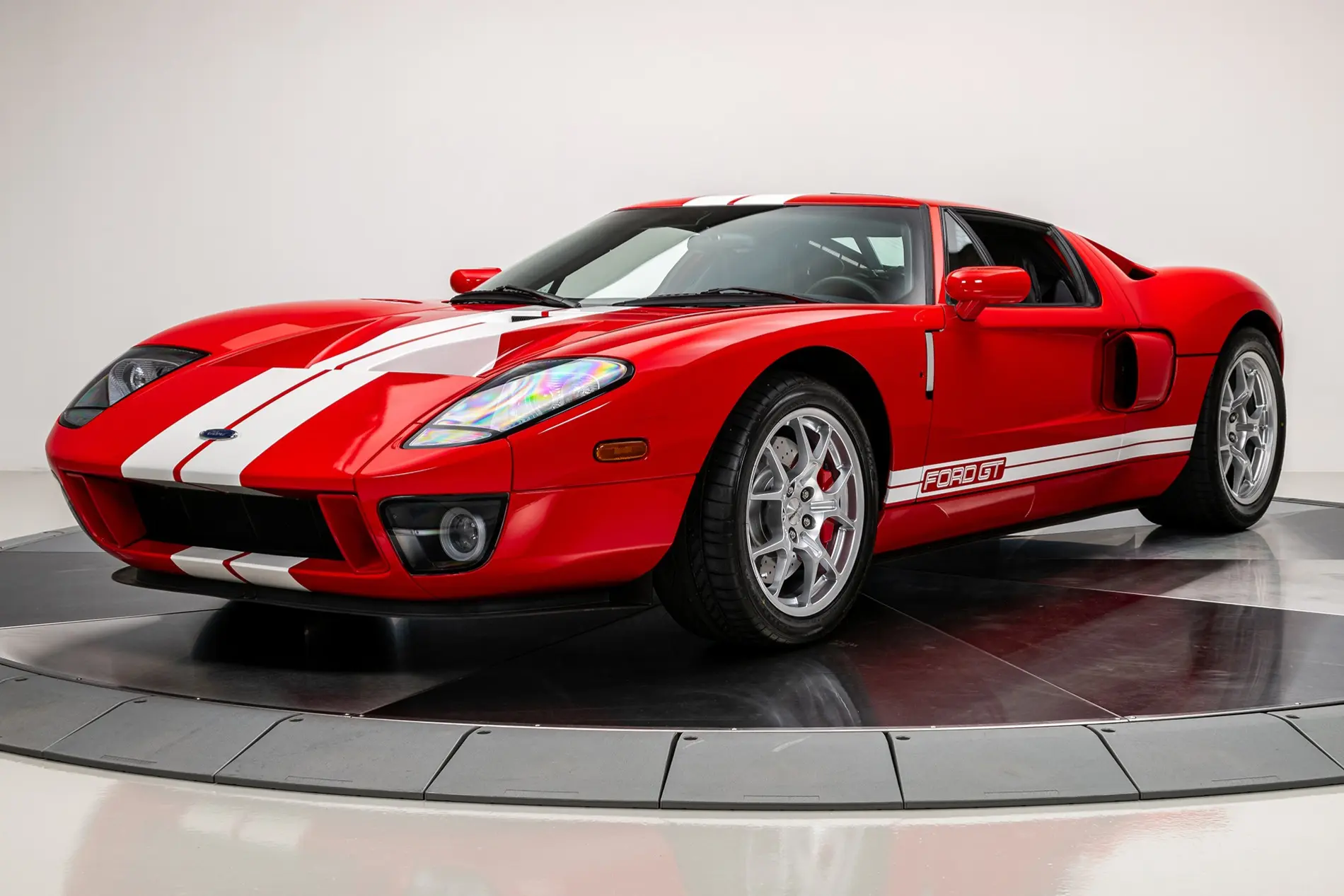 2005 Ford GT