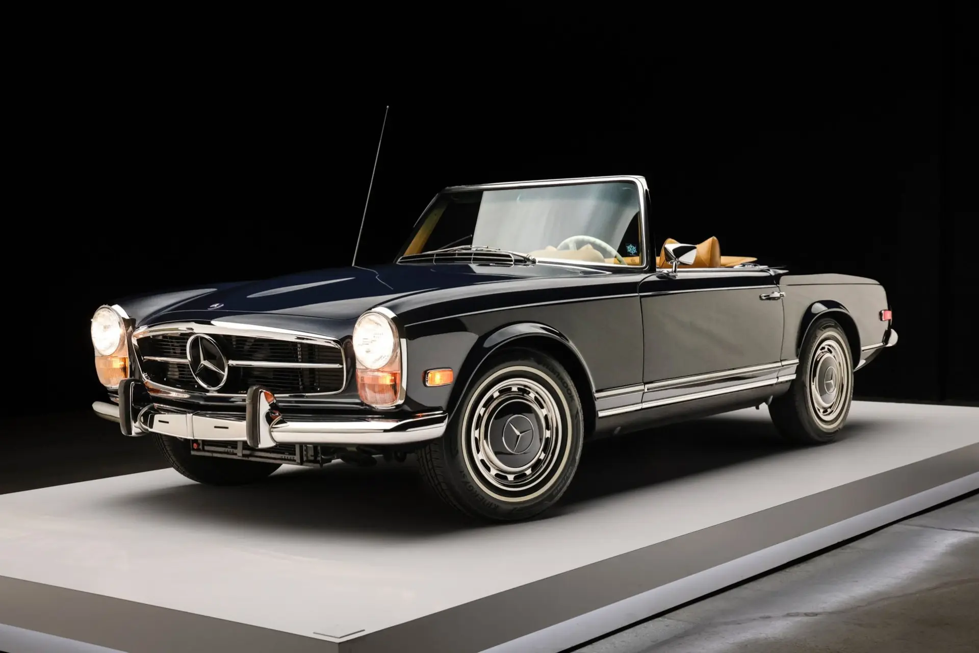 1968 Mercedes-Benz SL-Class 280SL Pagoda, sold Feb 2026