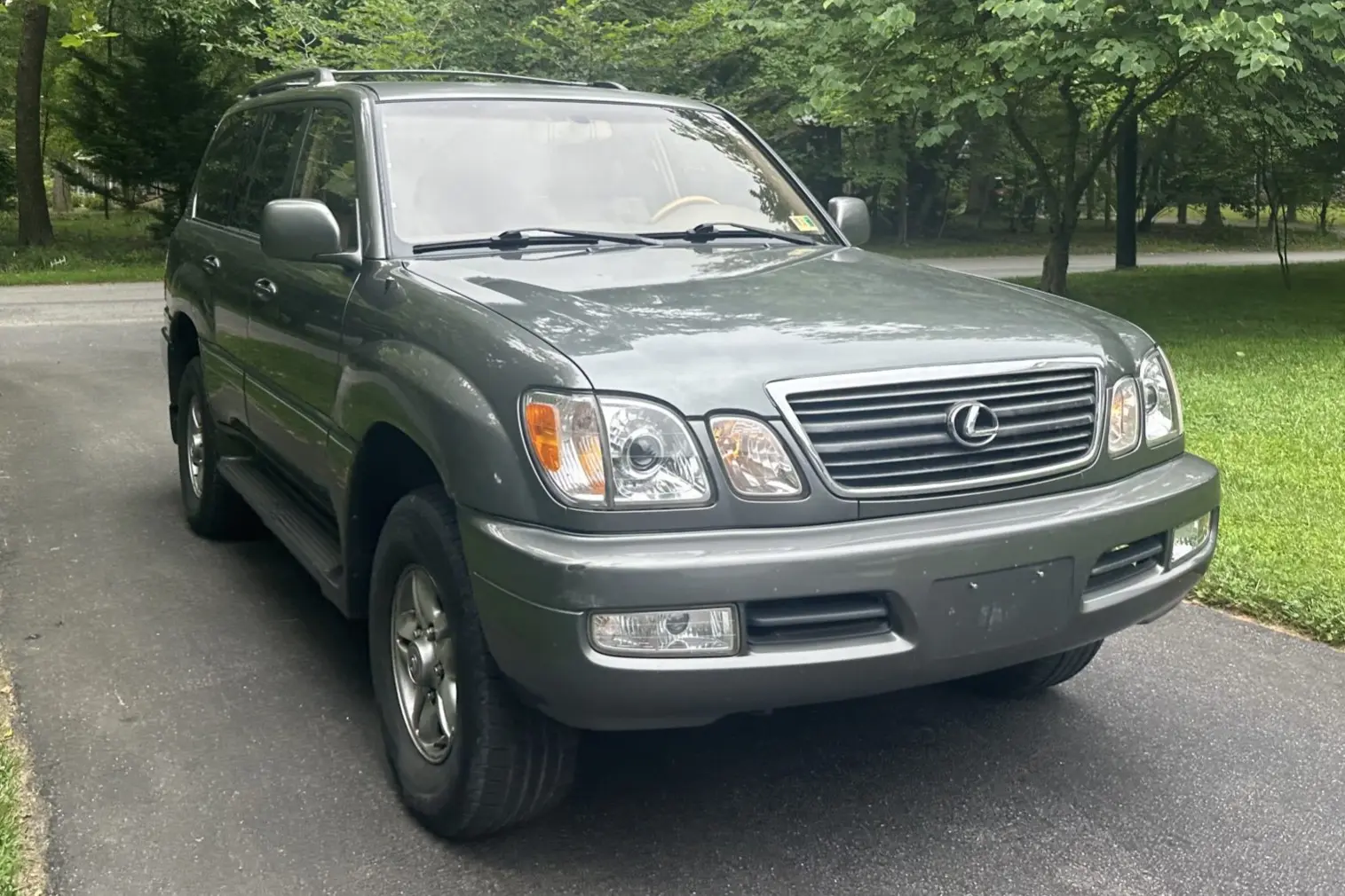 2001 Lexus LX