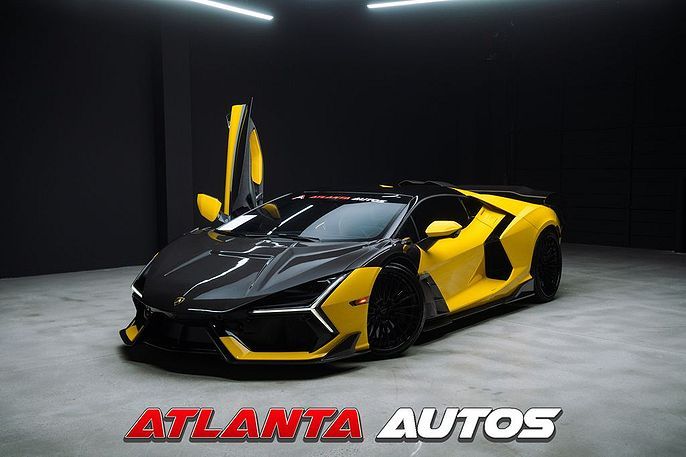 2024 Lamborghini Revuelto
