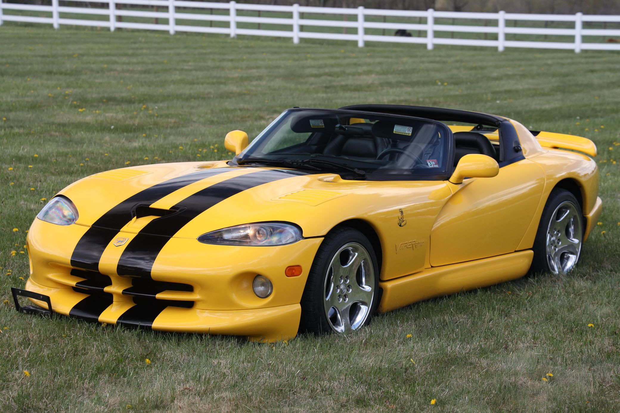 2002 Dodge Viper