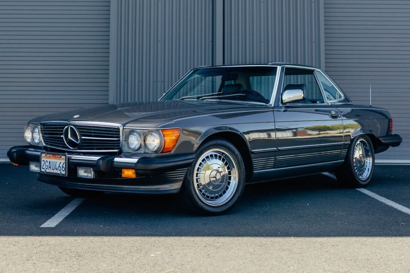 1988 Mercedes-Benz SL-Class 560SL