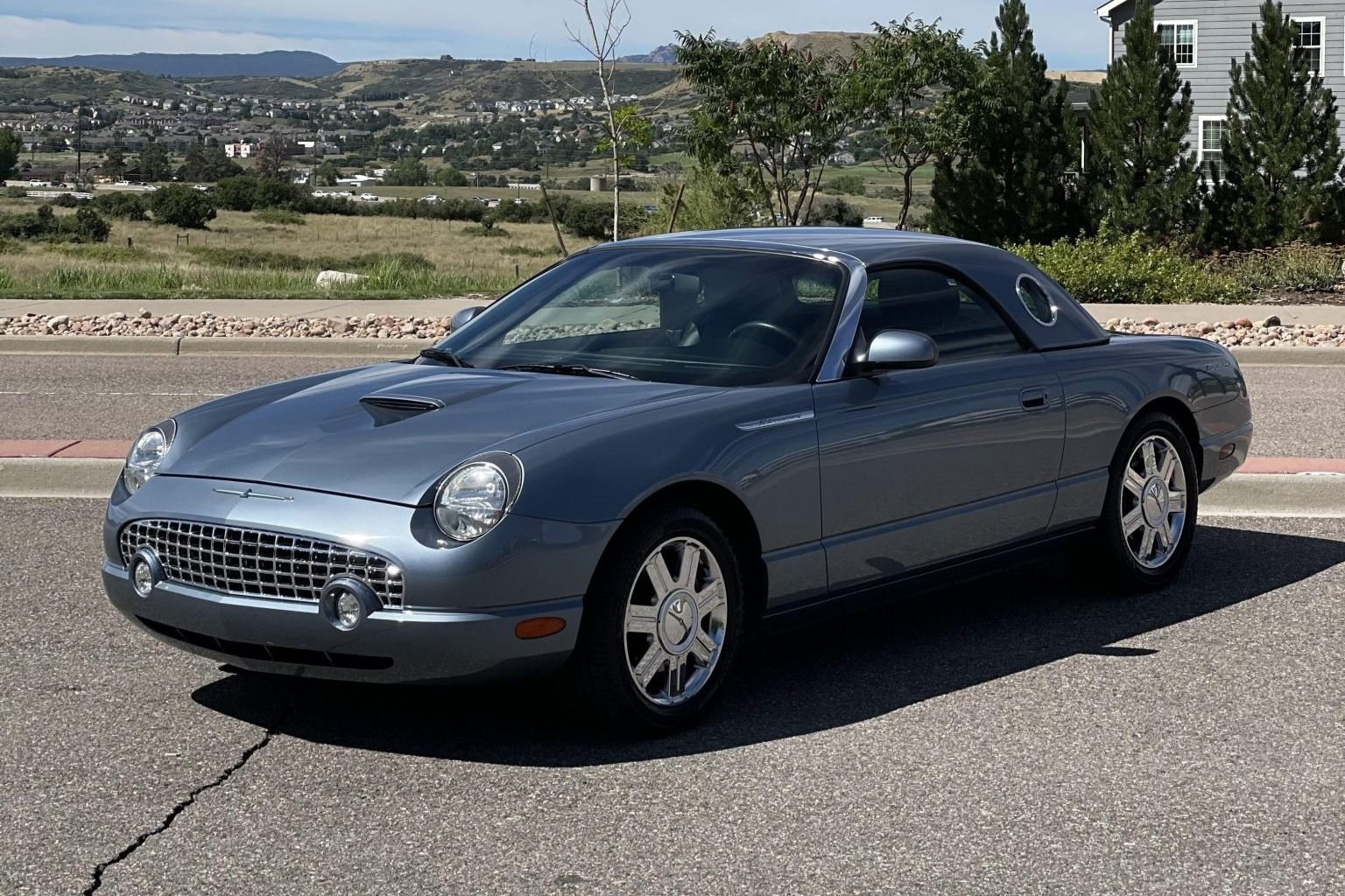 2005 Ford Thunderbird