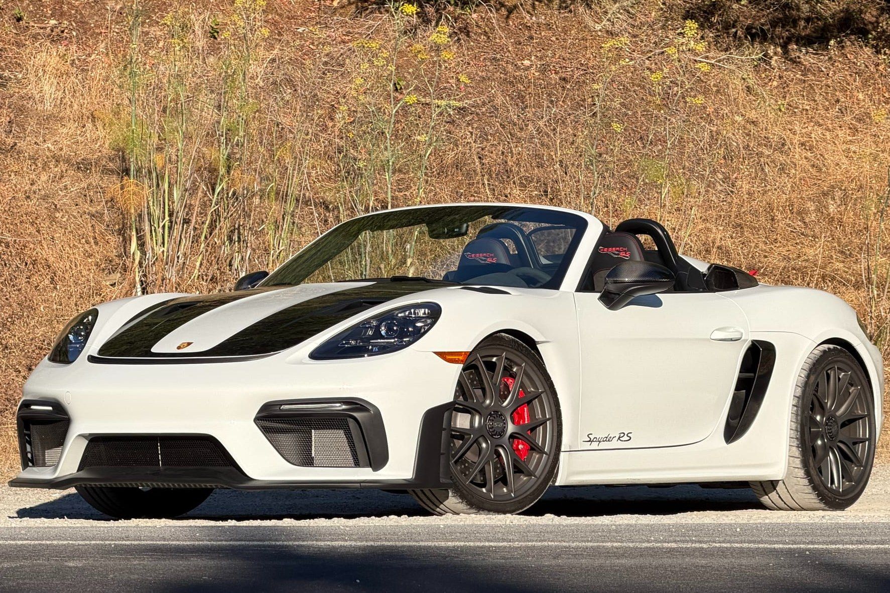2025 Porsche Cayman GT4 RS