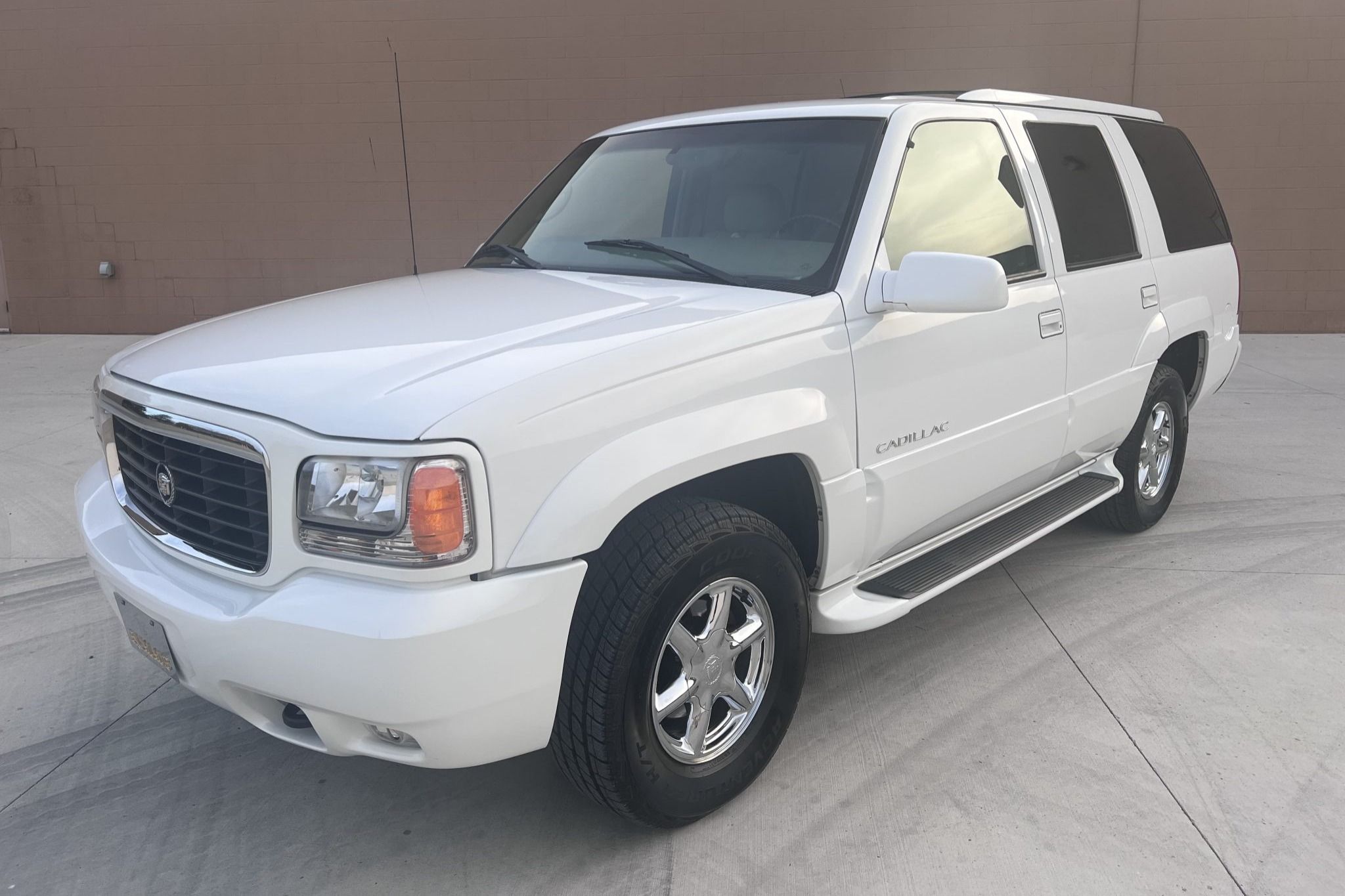 2000 Cadillac Escalade