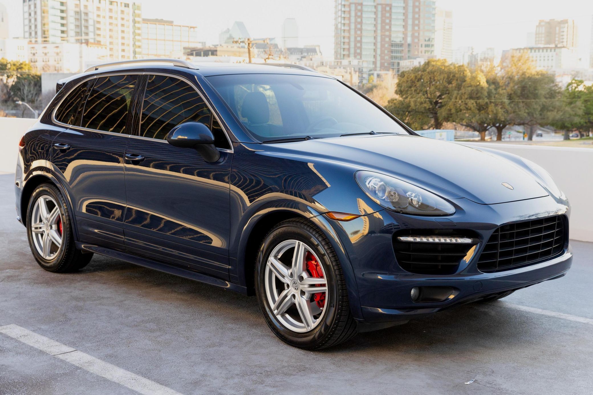 2014 Porsche Cayenne GTS