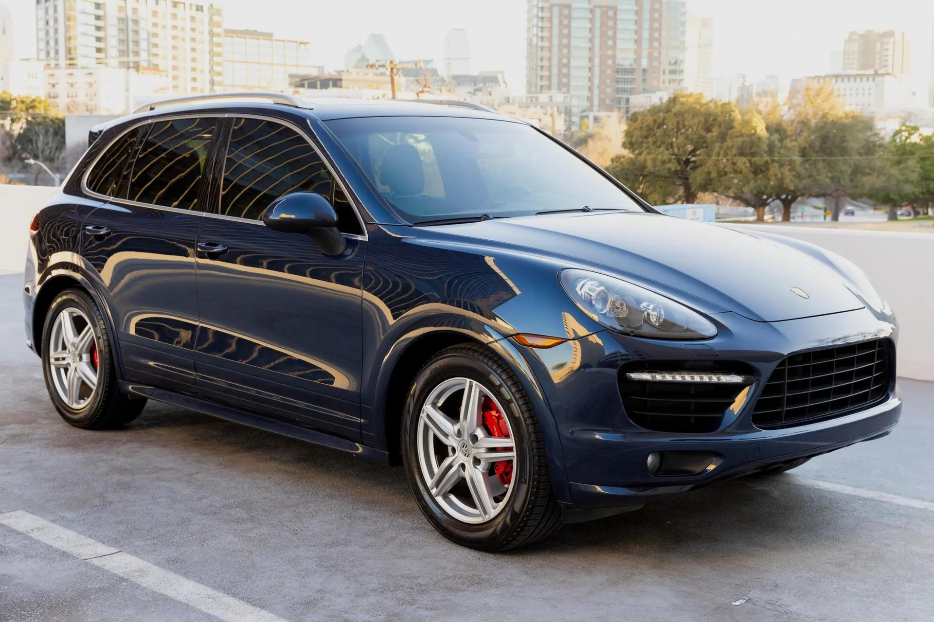2014 Porsche Cayenne GTS