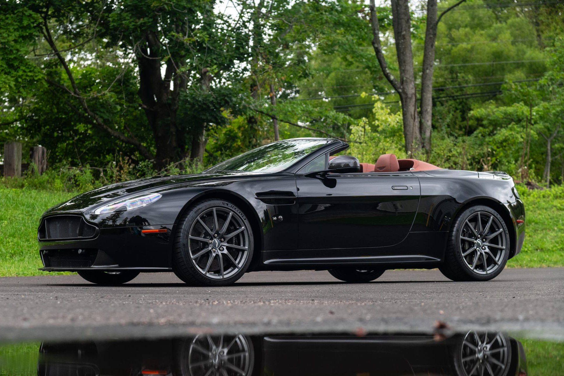 2017 Aston Martin Vantage V12 Vantage S Coupe Manual