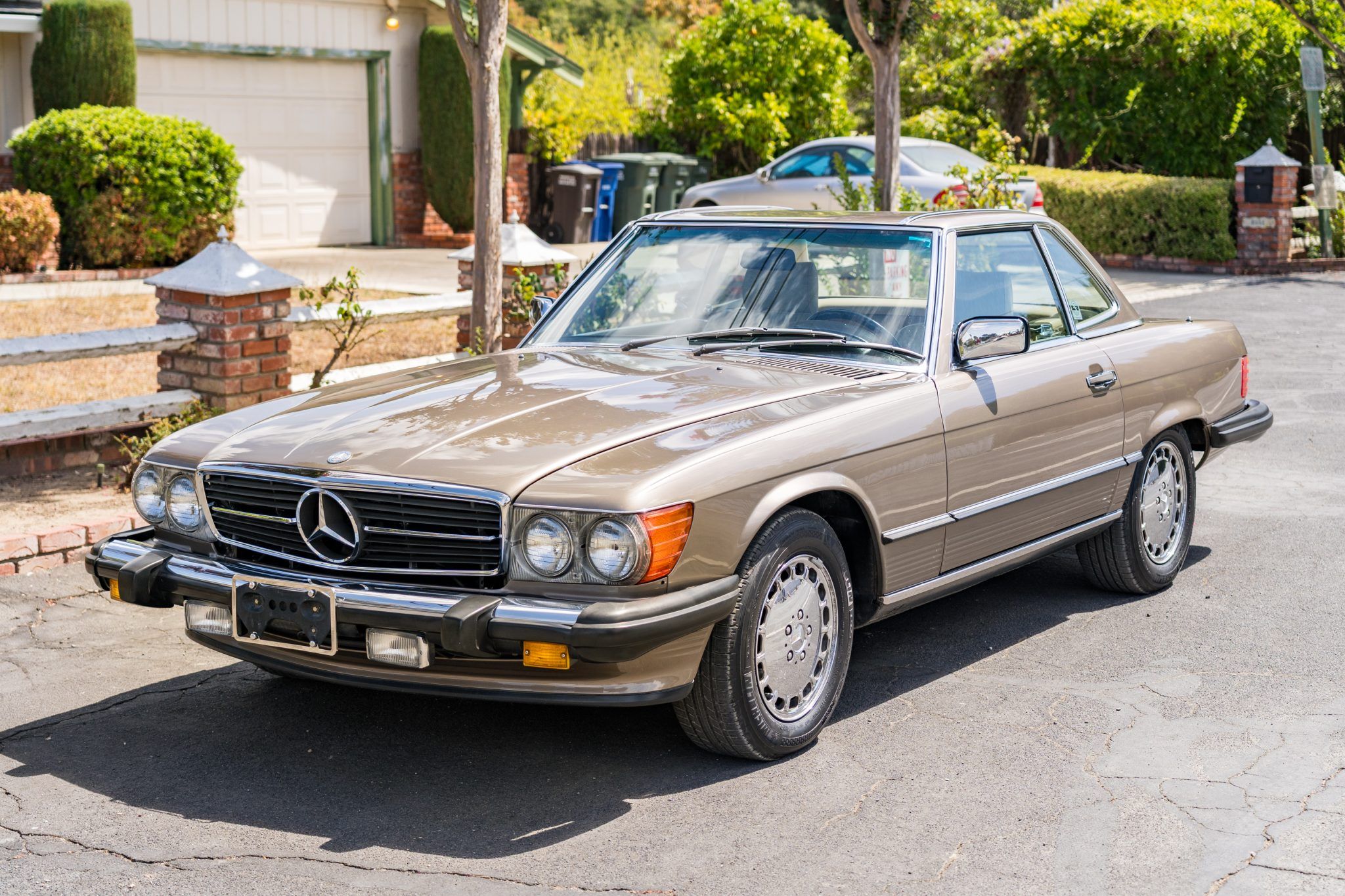 1989 Mercedes-Benz SL-Class 560SL