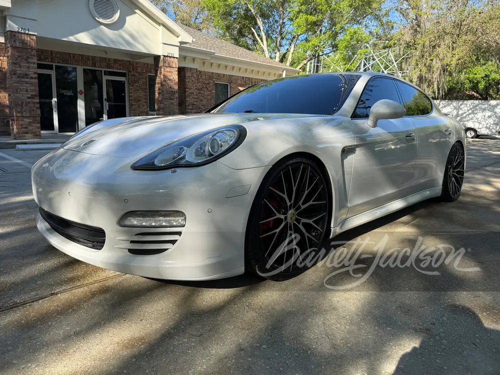2010 Porsche Panamera Turbo
