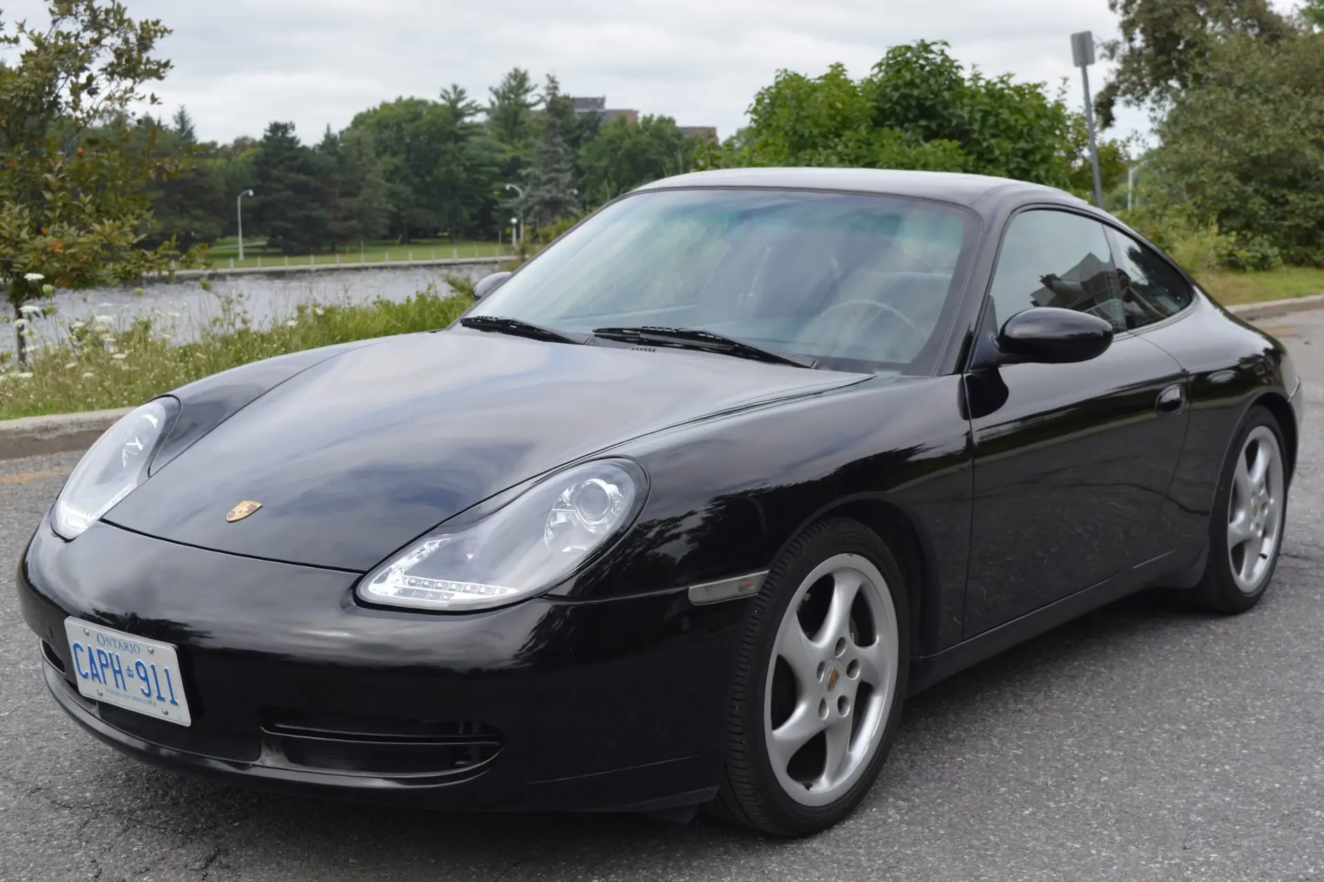 2000 Porsche 911 Carrera Coupe 6-Speed