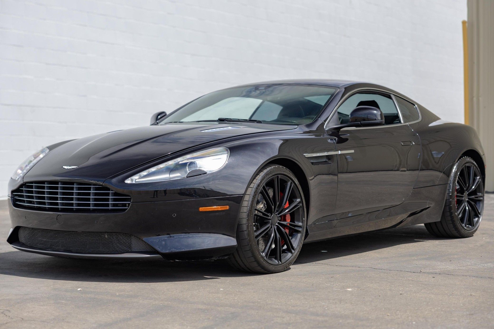 2013 Aston Martin DB9 Coupe