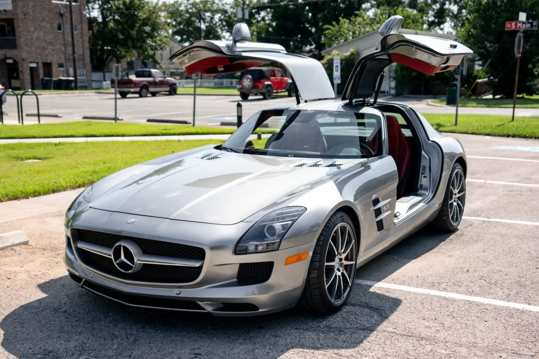 2012 Mercedes-Benz SLS AMG Coupe