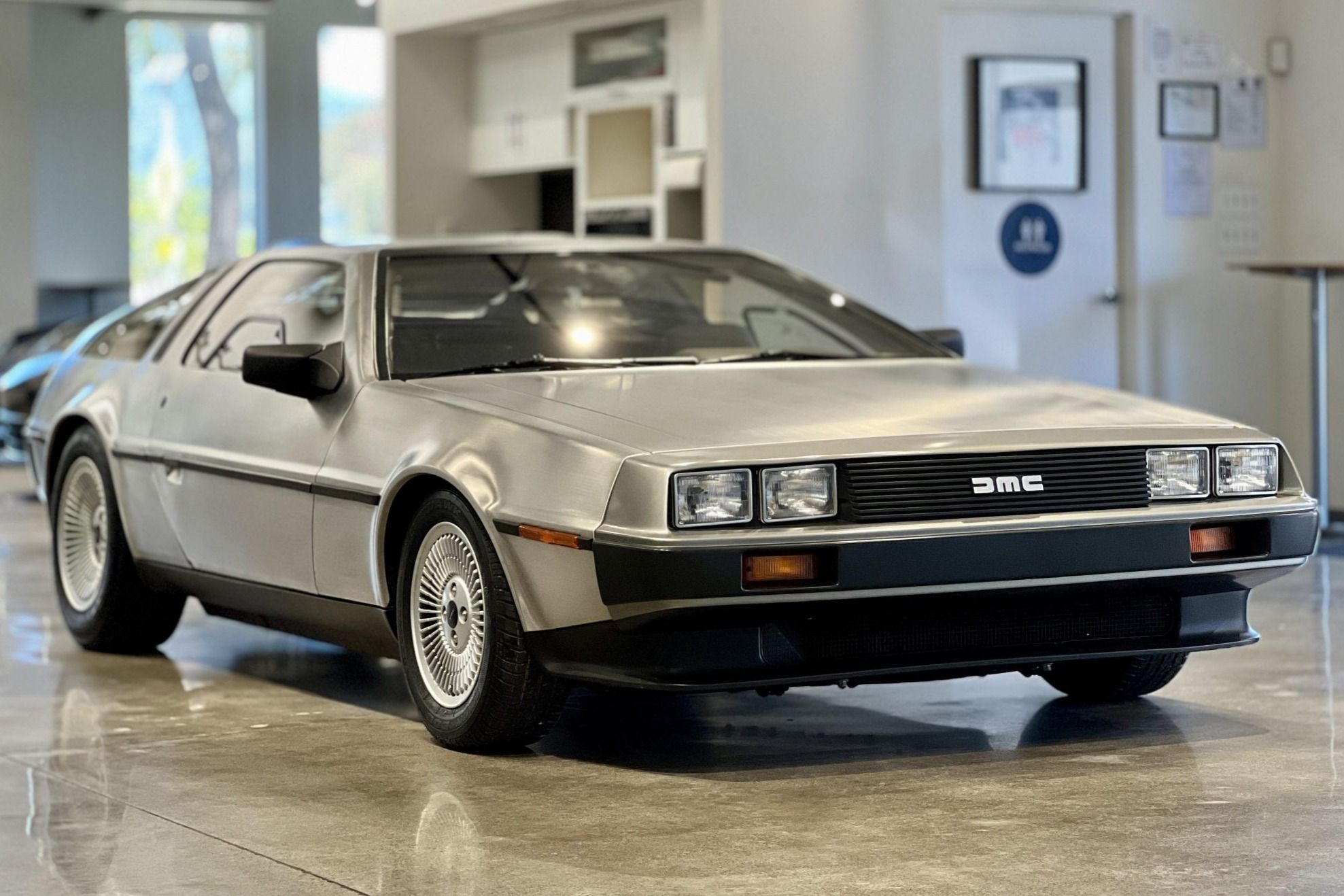 1981 DeLorean DMC-12