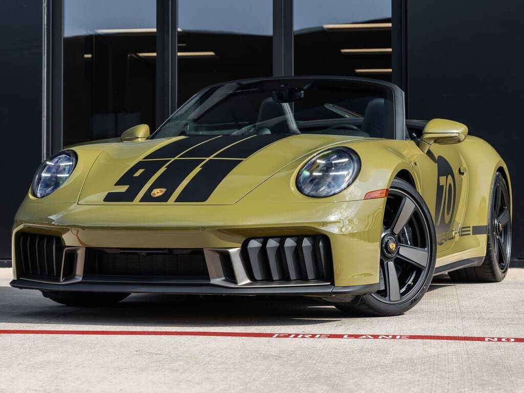 2026 Porsche 992.2 Carrera 4 GTS