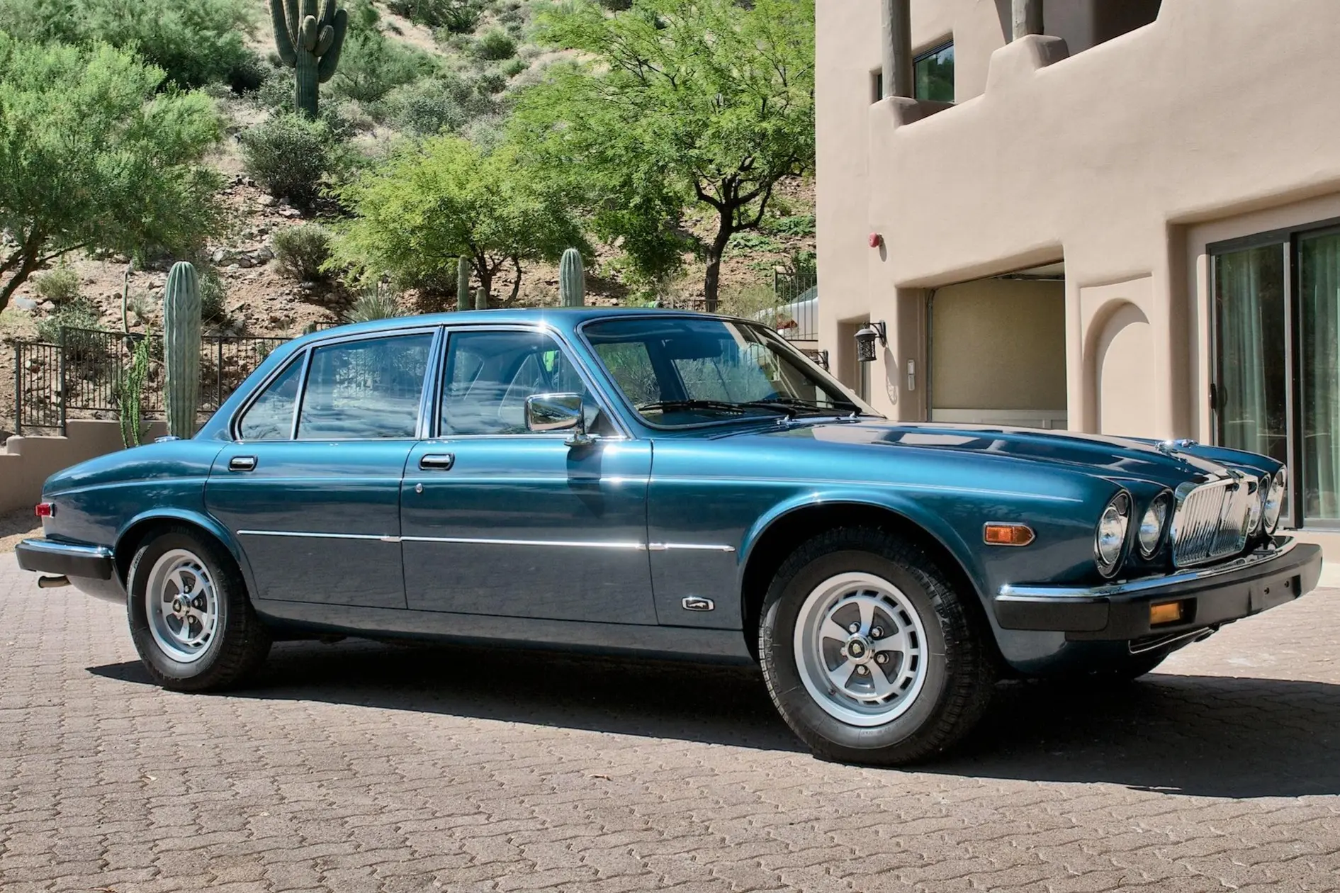 1986 Jaguar XJ