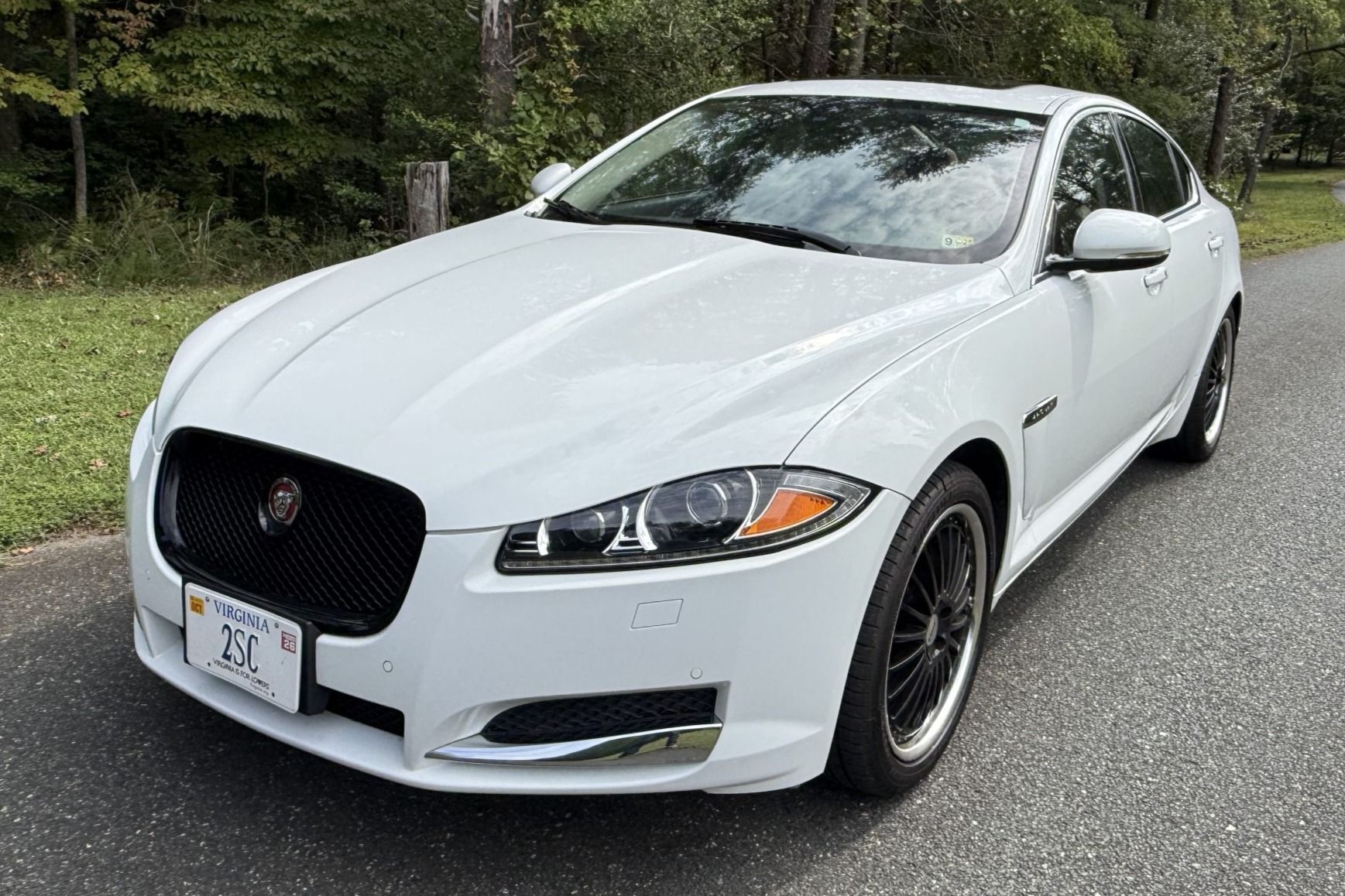 2015 Jaguar XF P300 R-Dynamic SE