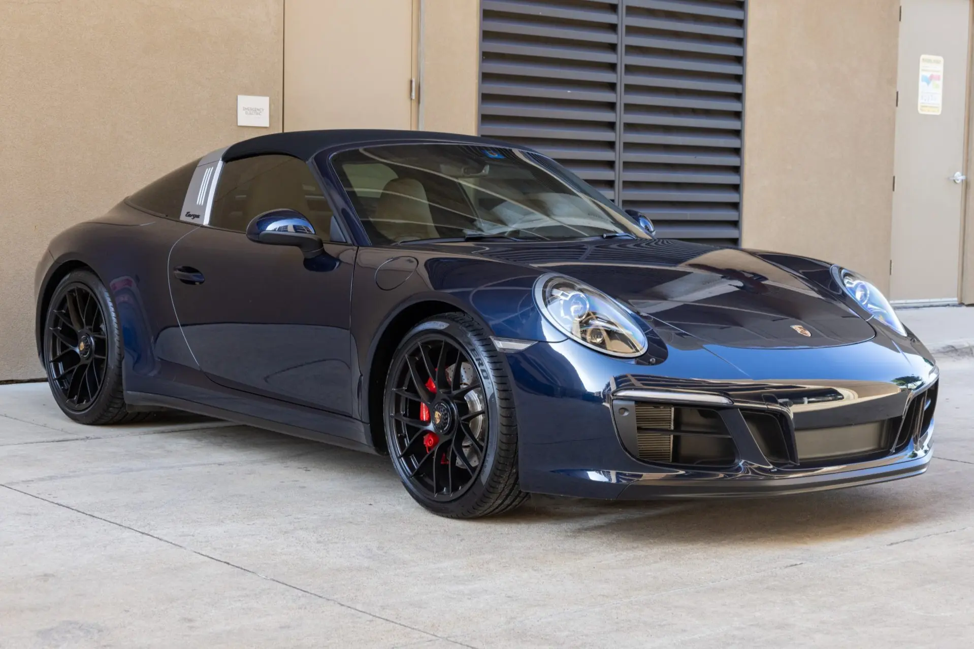 2018 Porsche 911 Targa 4 GTS