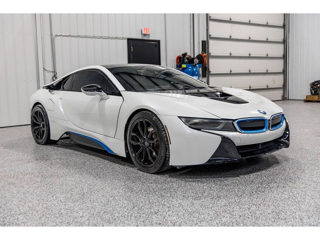 2015 BMW i8