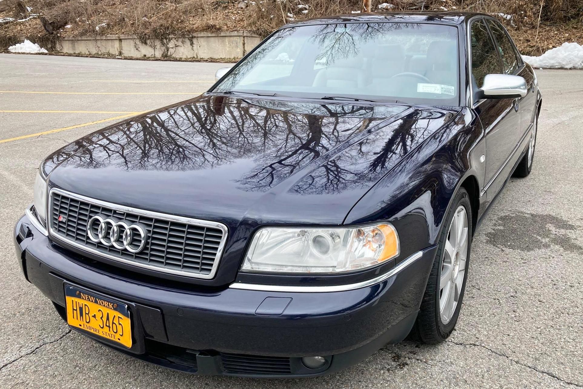 2003 Audi S8