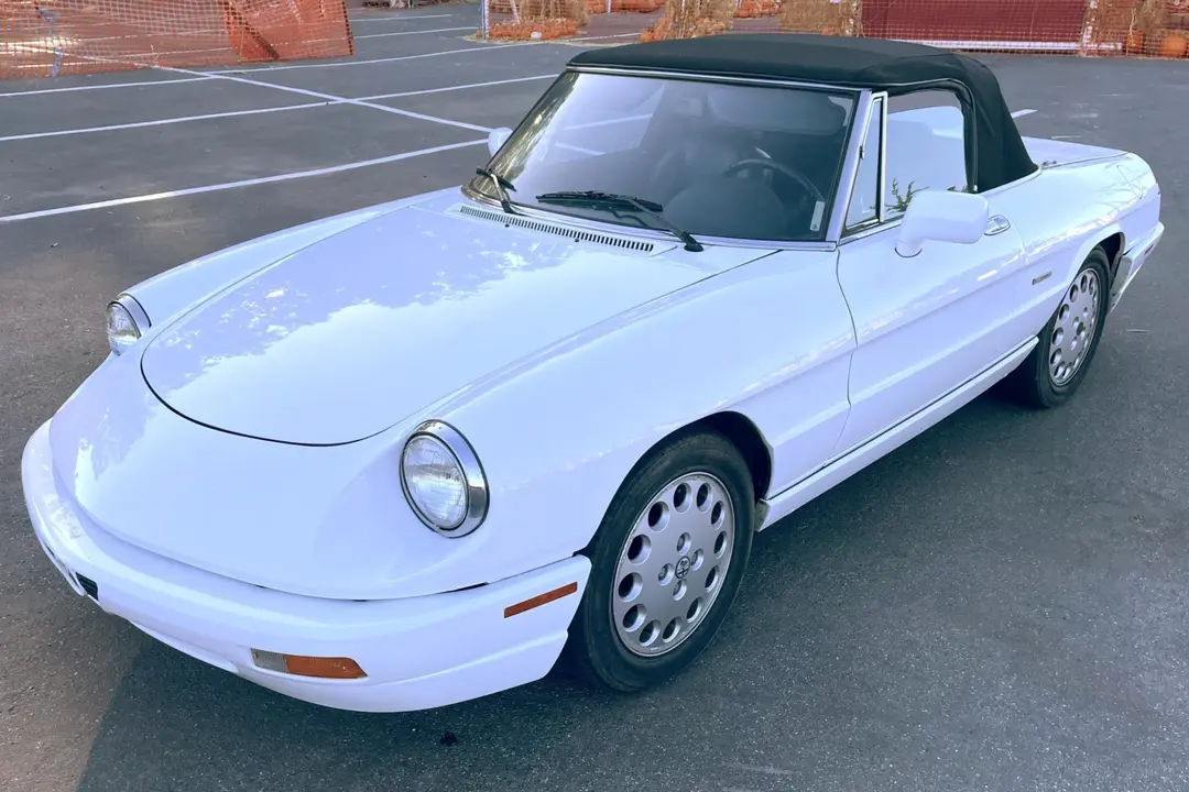 1990 Alfa Romeo Spider, sold Nov 2025