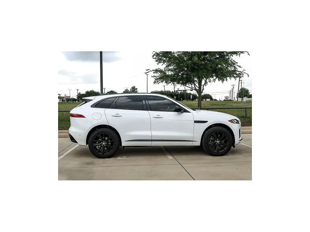 2026 Jaguar F-PACE P250 R-Dynamic S