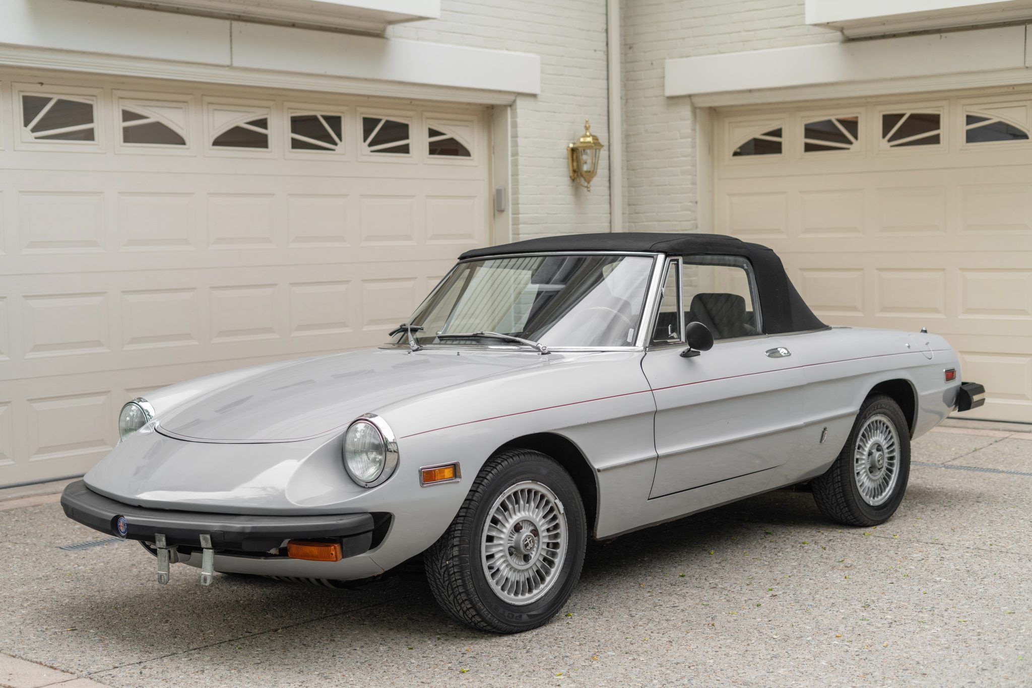 1976 Alfa Romeo 105 Series Spider