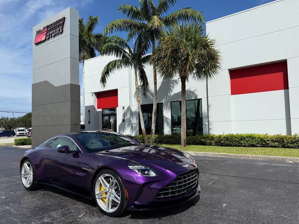 2025 Aston Martin Vantage V8