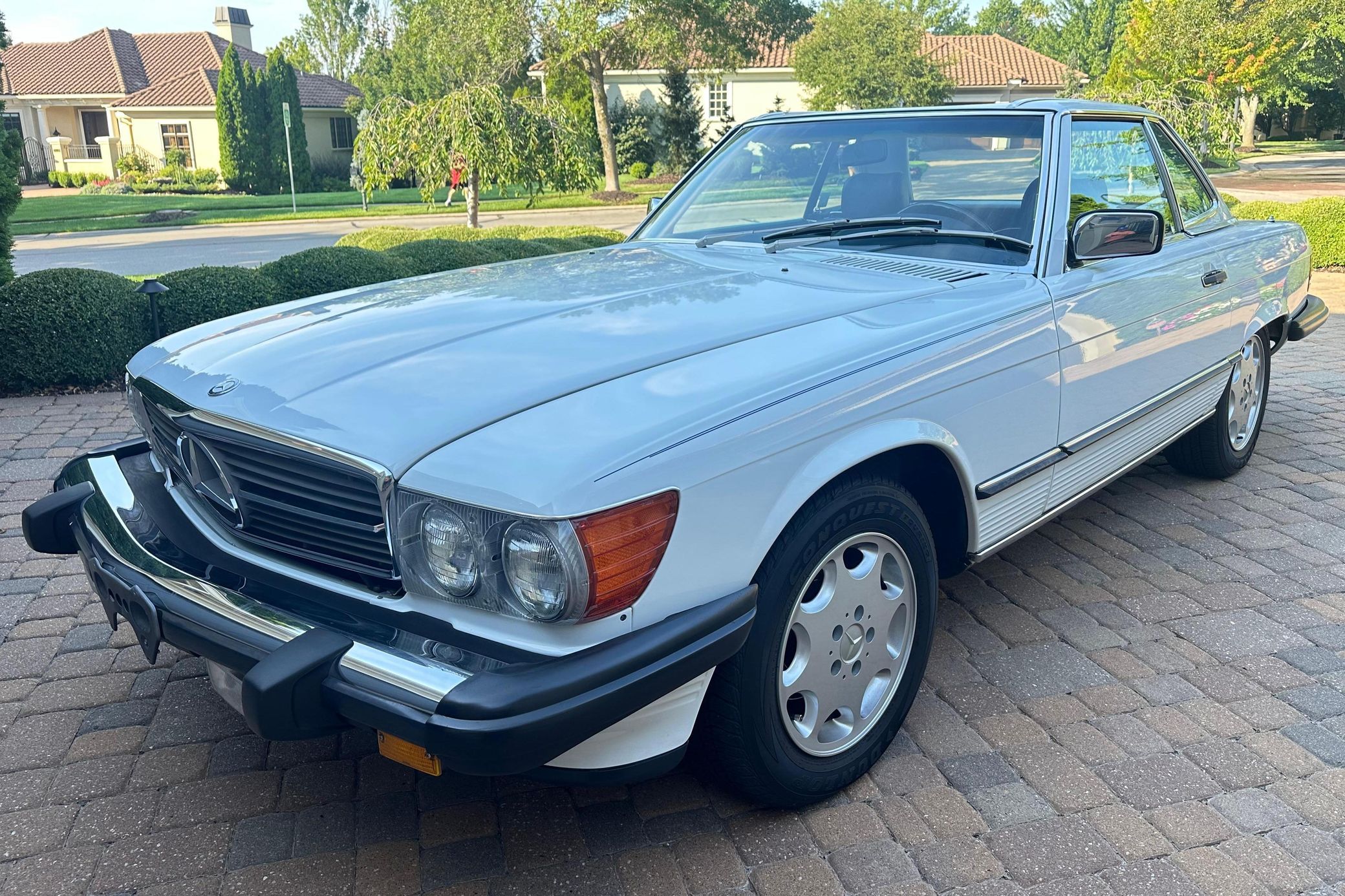 1989 Mercedes-Benz SL-Class 560SL