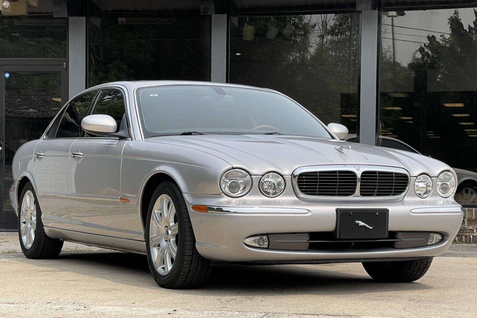 2004 Jaguar XJ