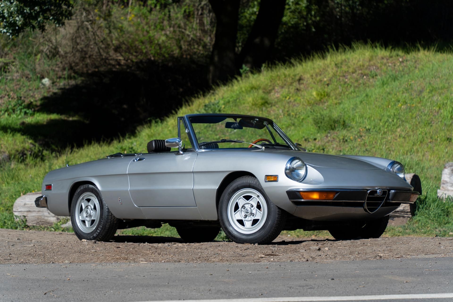 1972 Alfa Romeo 105 Series Spider