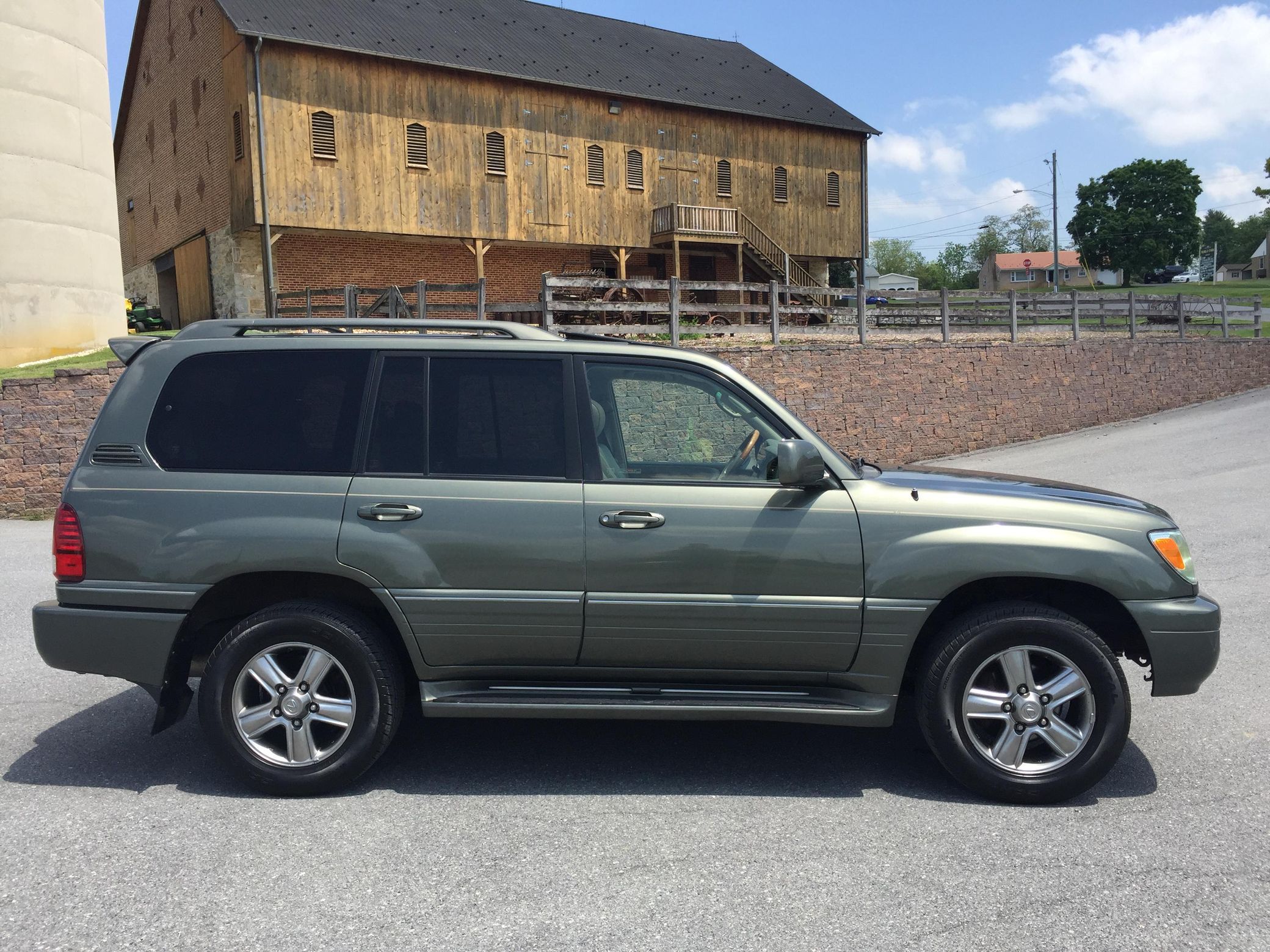 2006 Lexus LX